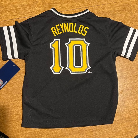 Shirts - Picture 3 of 3